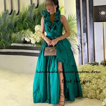 Зеленый Арабские вечерние платья Дубая A Line с разрезом Недоуздоки Атласное платье для выпускной вечеринки Элегантное женское вечернее платье