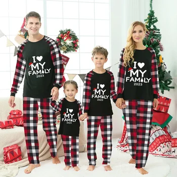 2023 Рождественская семейная пижама Эксклюзивный дизайн Я люблю свою семью Белый черный Плед Пижамный комплект